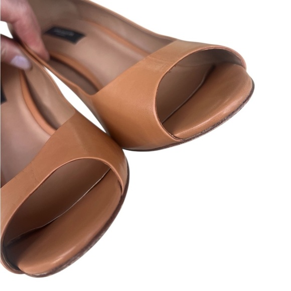 Ann Taylor camel brown buttery leather peep toe heels shoes size 9.5 - Picture 6 of 10